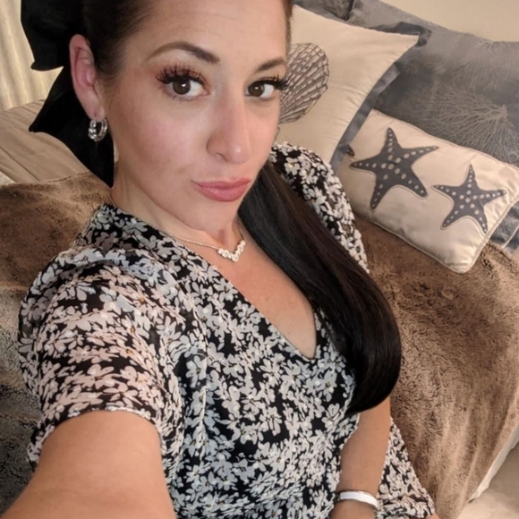 Meet your Posher, Victoria - Picture 2 of 6